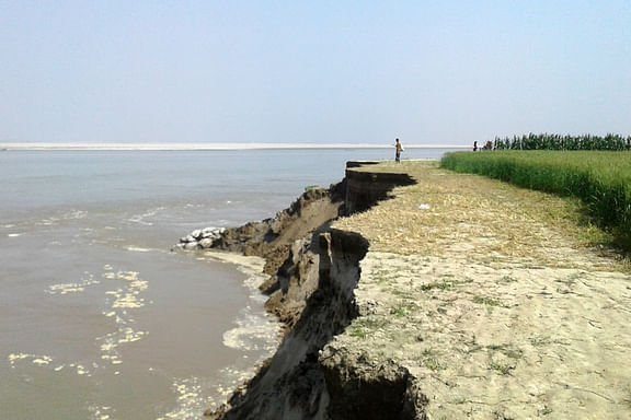 Bodies of 4 missing people recovered from boat sinking in Padma in Rajshahi