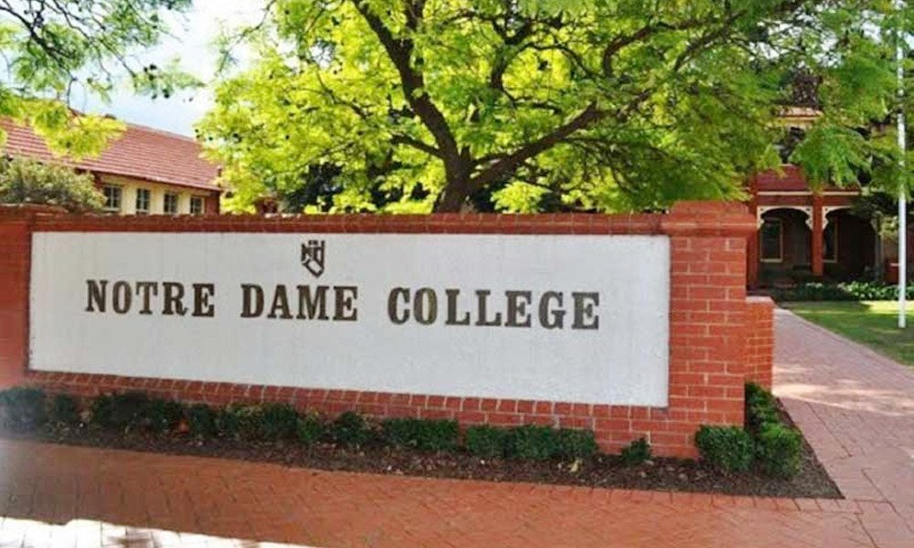 Notre Dame College Students Reject Unilateral Exam Cancellation