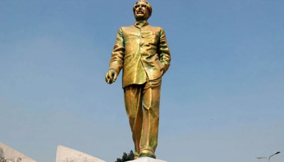 Did you know? Bangabandhu sculpture at Bijoy Sarani cost 400 crore BDT, the same year where Parul Chakma came to sell her son to fight poverty 